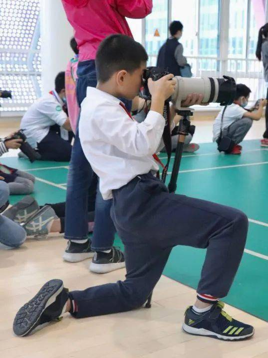 下城区第十二届中小学生艺术节观成杯摄影现场比赛顺利举行