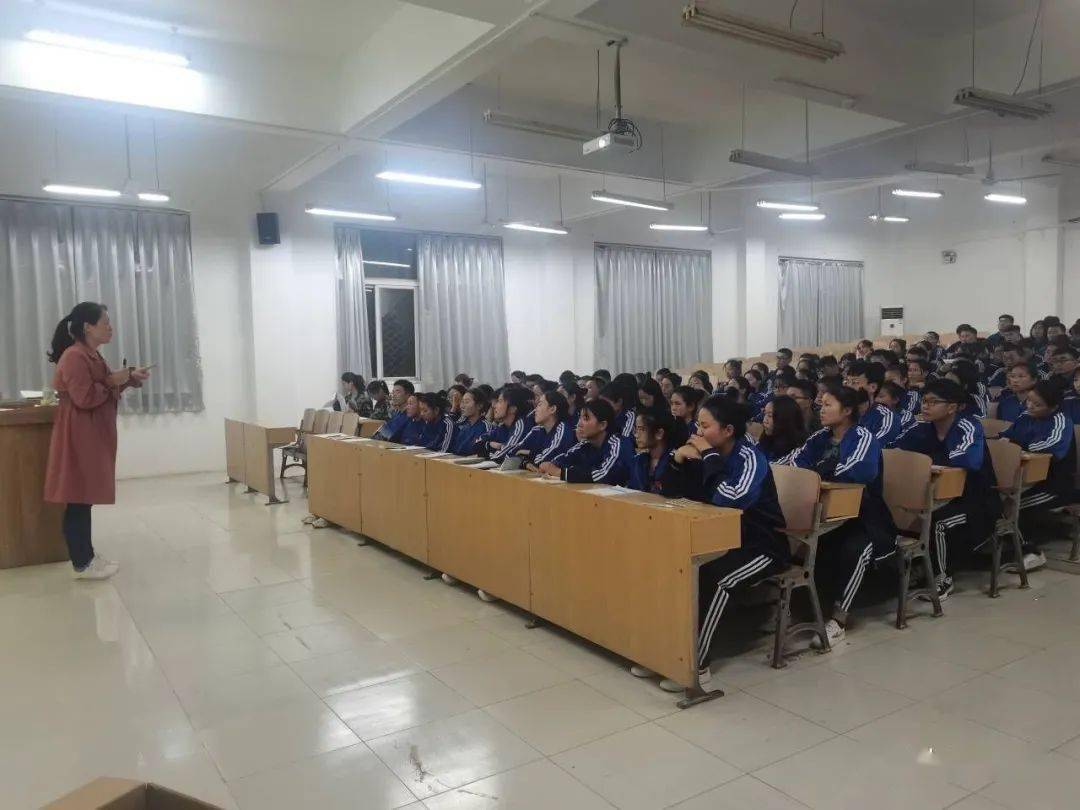 2020年护理专业学校_搭建院校沟通平台提高护理教学质量——我院召开