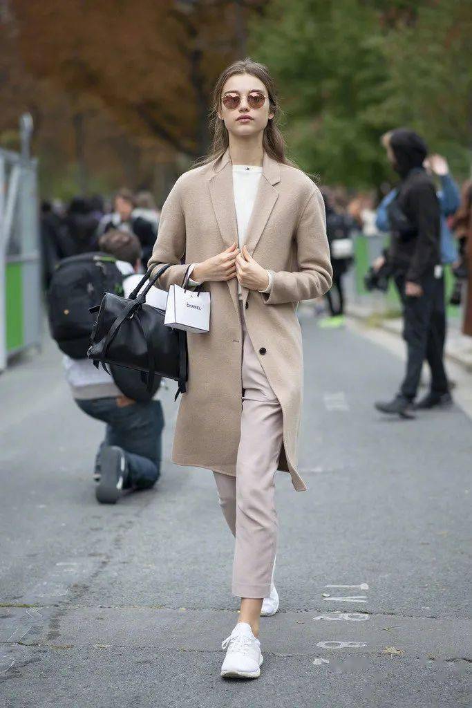 流行色|奶茶可以不喝，但奶茶色一定要拥有！（流行色之裸咖色）