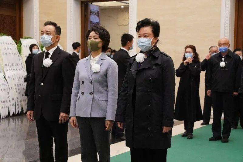 著名京剧表演艺术家,京剧谭门第五代传人谭元寿先生遗体告别仪式,今天