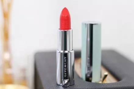 涂是|男神代言的口红,你们都get同款了吗?