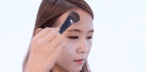 脸型|脸大五官扁平=丑？这招＂整骨级”化妆术拿好不谢！