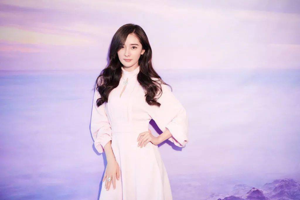 造型|这款仙女范长发卷太撩了，是心动的感觉！！