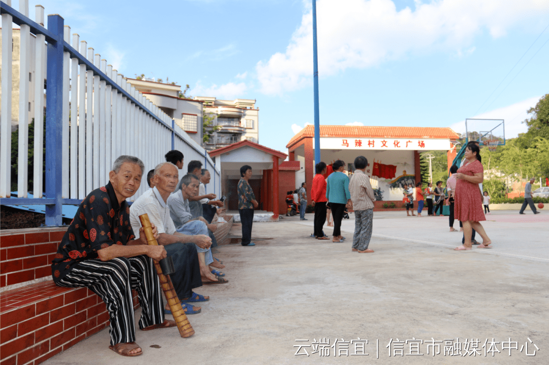 信宜金垌镇风景就在家门前让我们看到了农村的巨变