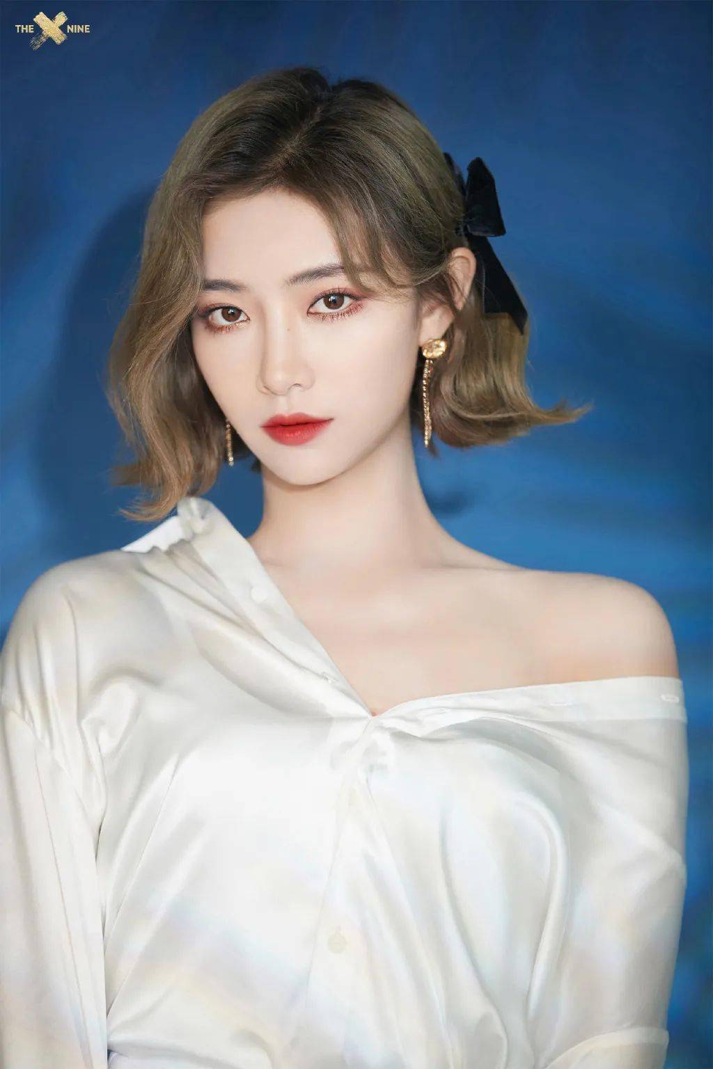 蝴蝶结|戴上蝴蝶结的虞书欣，可不就是在逃公主本人呢？