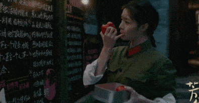 颐和园|中国风雕花口红，颐和园这套口红美到舍不得涂！