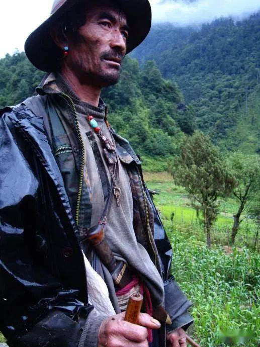 玩友|配饰顶流！有人说它是每个文玩人配串的梦想！价格却没想象中那么贵！