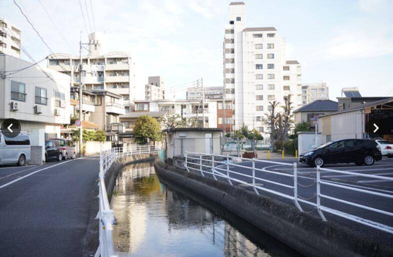 日本冈山市内水渠发现一弃婴送医2小时后死亡