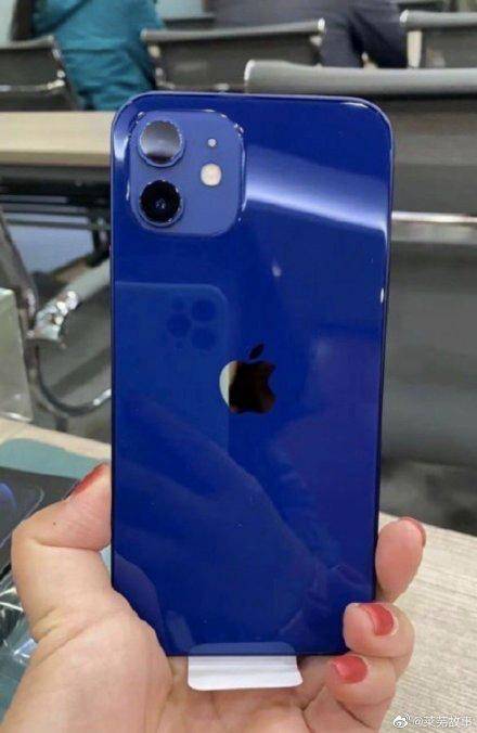 @iPhone|@iPhone12，蓝色，还是我们专业