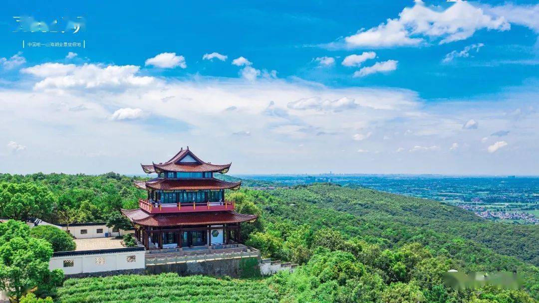 域内有南北湖风景区,南北湖影视基地,五味村等景点资源