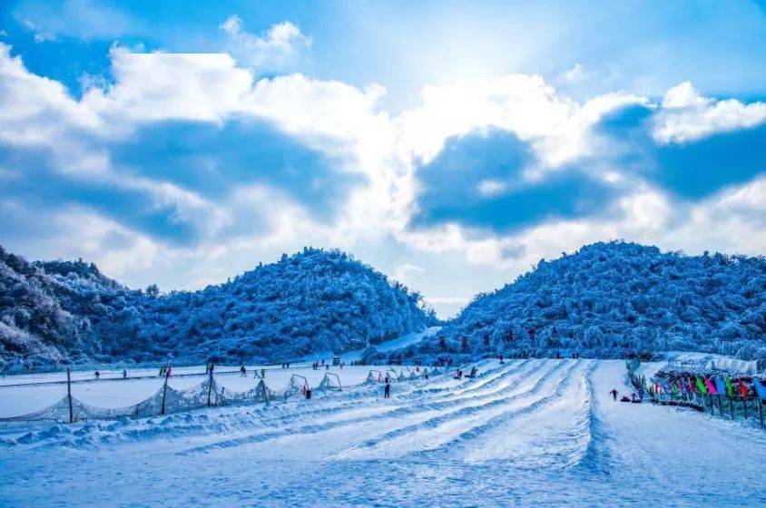 奉节:三峡之巅获批国家4a级旅游景区_茅草坝