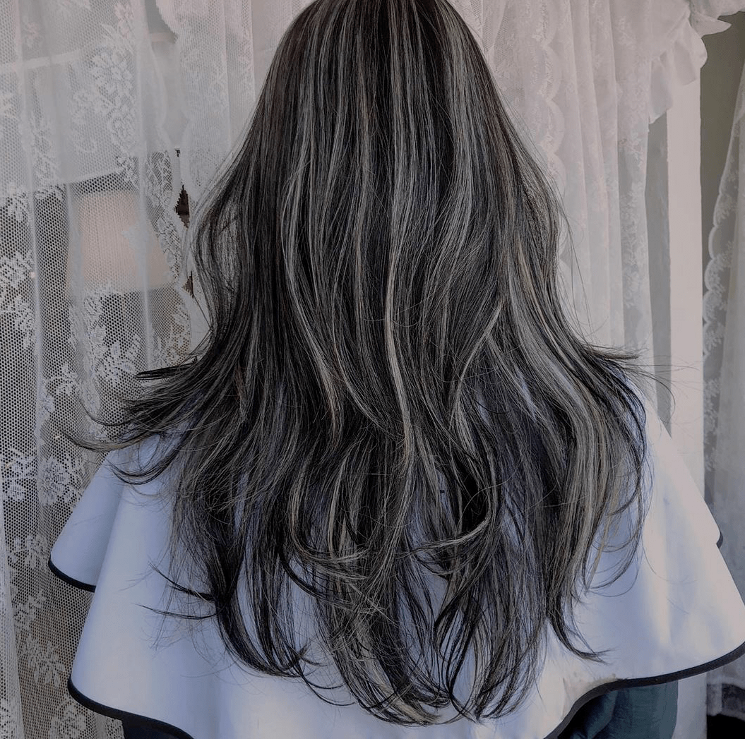 层次|学会这几点,秋季长发更迷人