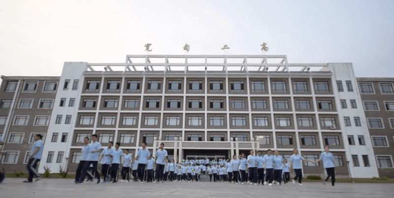 【丹东最美校园展示】宽甸第二高级中学