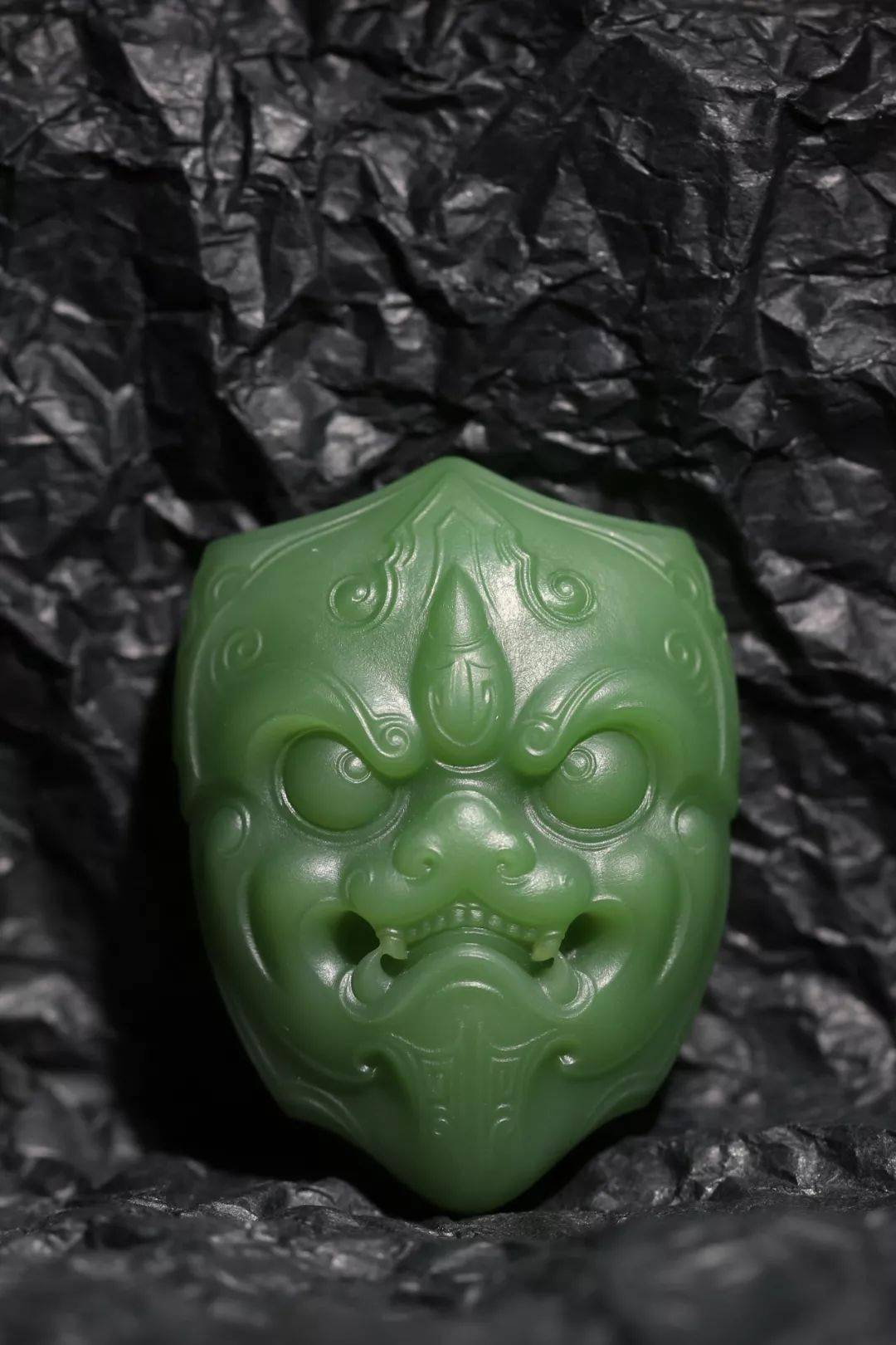 颜色|9890万！凭什么这个玉卖这么贵？