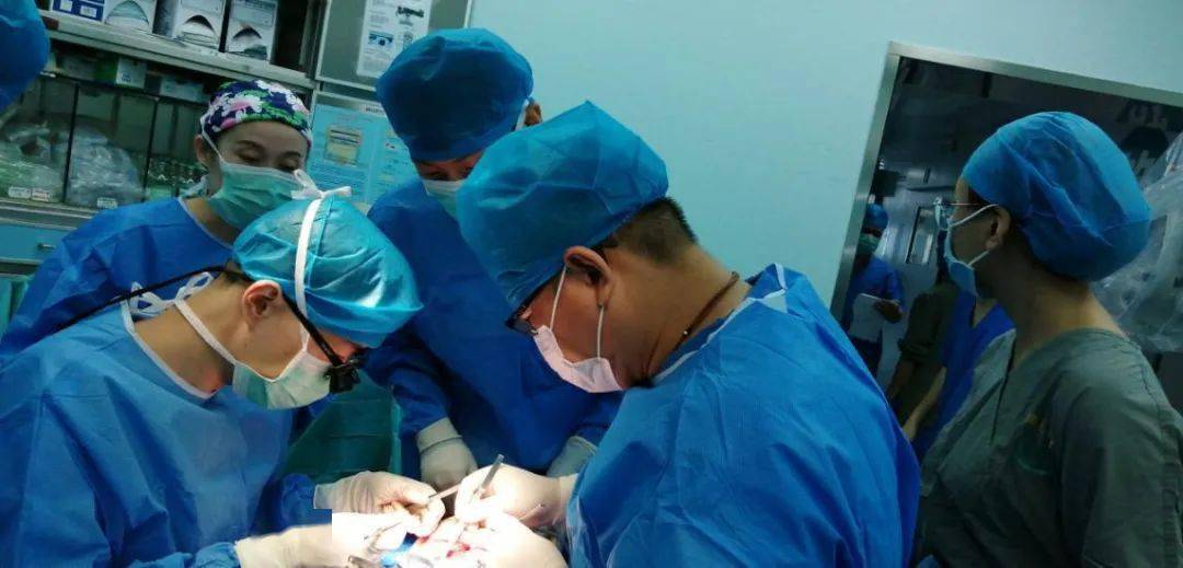 口腔颌面外科排名_口腔颌面外科(2)