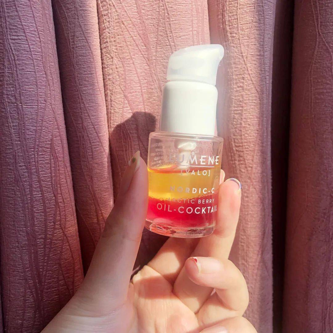 call|常年生活在0下20度！但这些极地女生的皮肤依然嫩到掐出水，都是这款芬兰国宝护肤品的功劳！李佳琦也在疯狂打call！