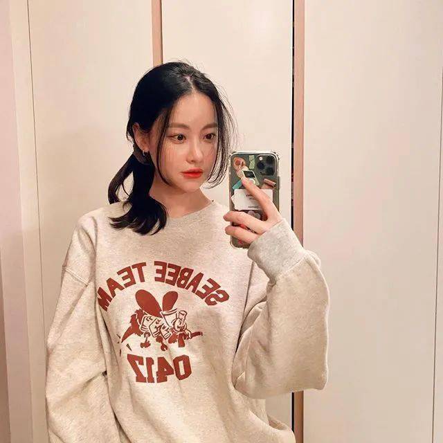 瑞小美|答应我，下次剪头发带着BLACKPINK的新专辑去好吗？