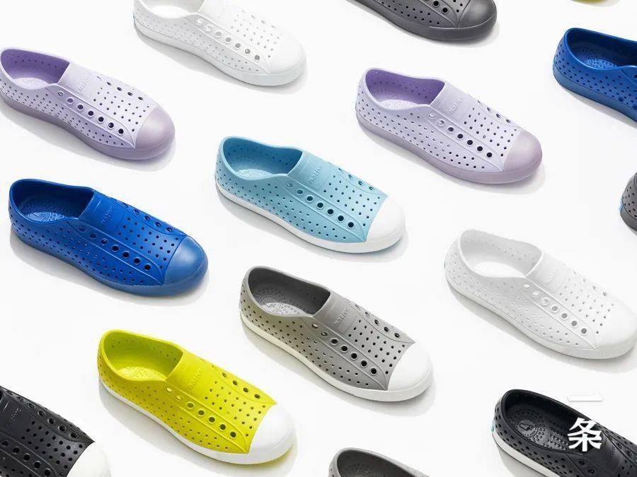 鞋子|好物推荐 | 来自加拿大的马丁靴，轻便保暖，不怕水，大人小孩一起穿！