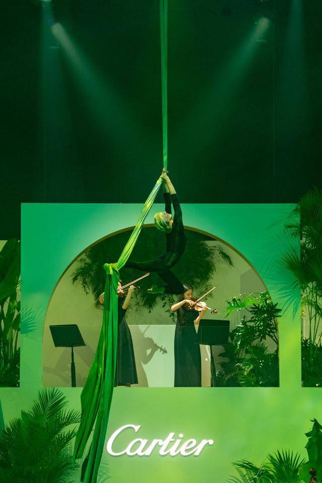 风格|特别策划 | 自然奇境风格闪耀 卡地亚全新「SUR」NATUREL高级珠宝展晚宴