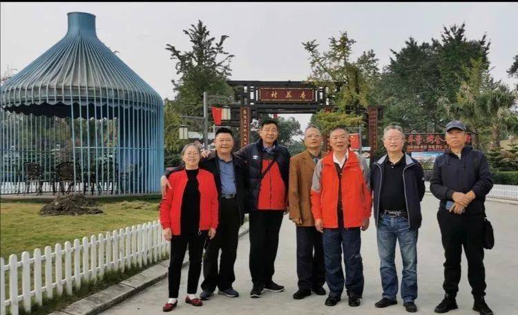 康定市2020gdp_康定情歌简谱(2)