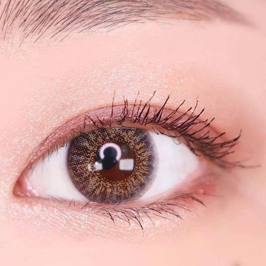 眼影|秋天换新装，别忘了给眼睛也安排上呀！