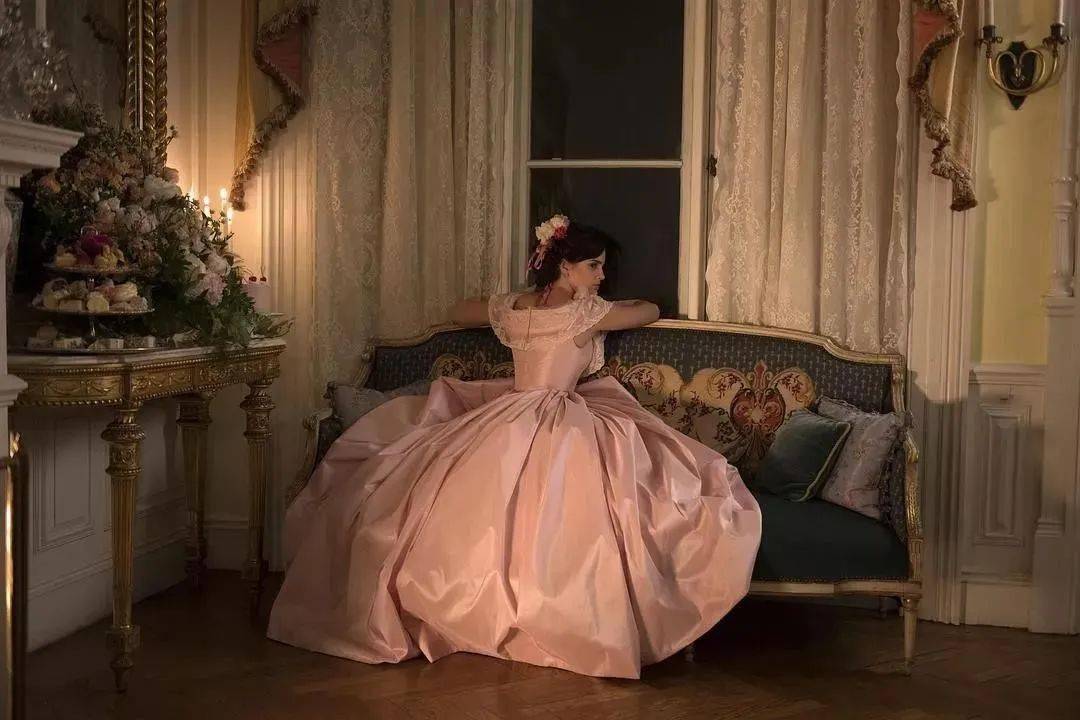 梅格|脱掉内衣之后，这“4姐妹”竟然得了奥斯卡？女人的成长，从来不比男人简单....