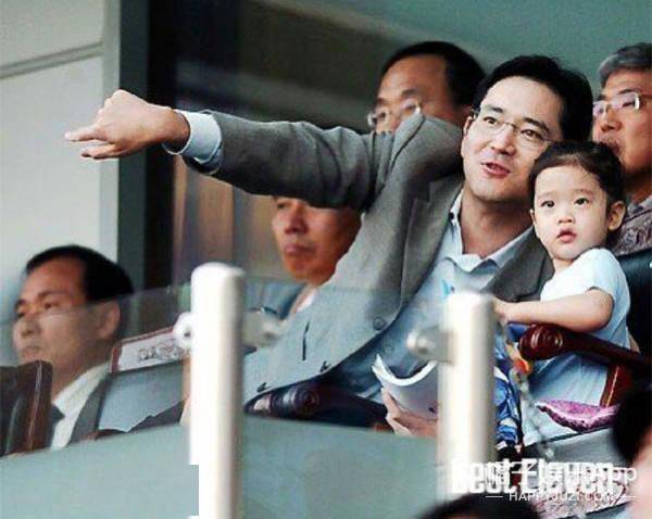 现实|有钱有颜!16岁三星公主李元珠颜值赶超爱豆,现实版《继承者们》