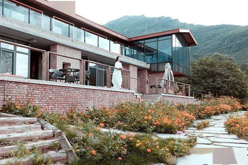 "在那里"低收入村精品民宿】01:北京最高海拔民宿—百花山社
