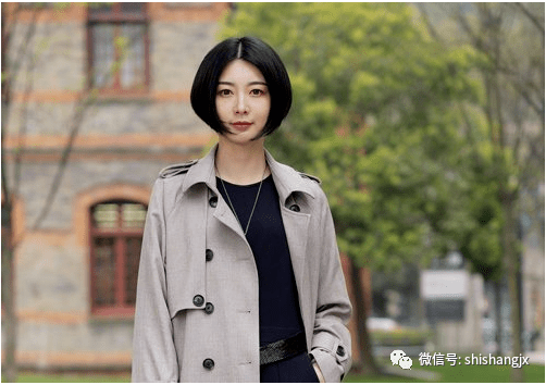 【开云电竞】
2020年圆脸女生露额短发有这几款梳法 除了甜美可爱还醒目练高冷！(图6)