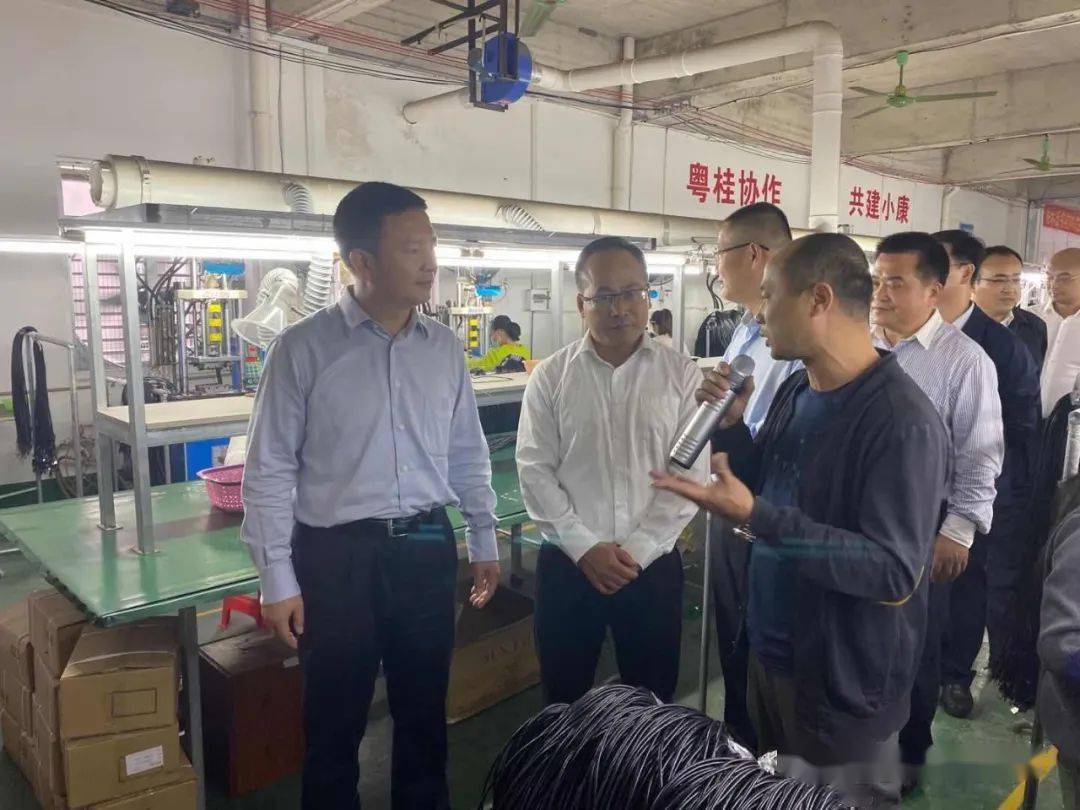 湛江市市长一行到融水调研粤桂扶贫工作_曾进泽