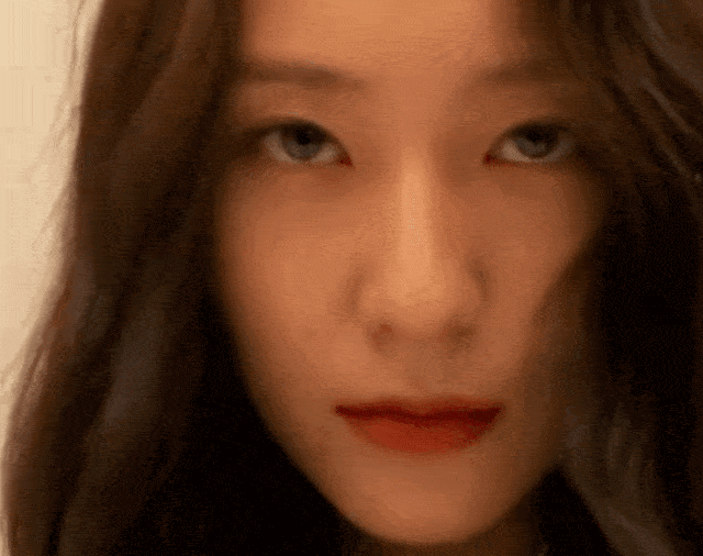 Irene|冰山美人之所以美，不是靠臭脸！这些秘诀望周知！