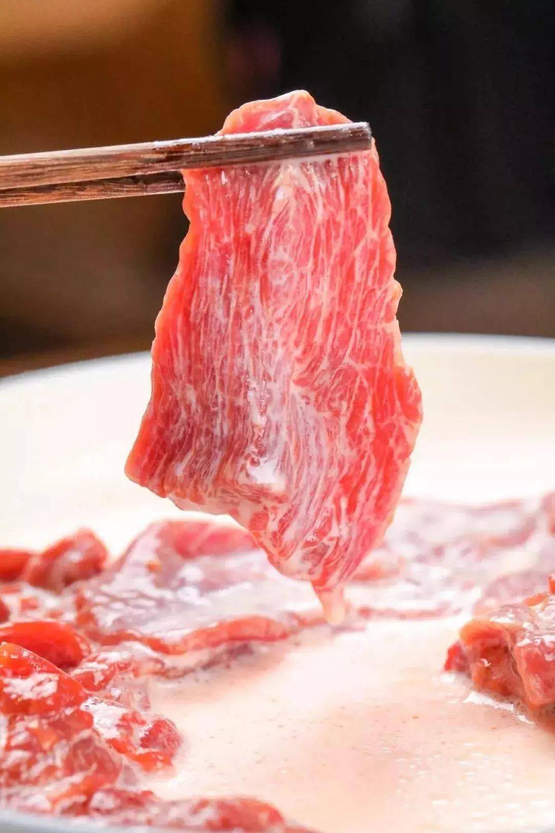高品质牛肉火锅嫩牛肉 061fb333ca9a4d2a85e1f1d2fc6fdf7a.jpeg