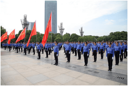 无锡实际相结合,把队伍素质形象提升与市容品质提升相结合,把常规管理