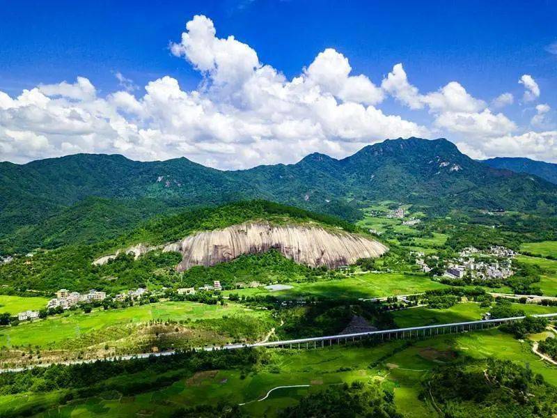 人气推荐￥399封开国家地质公园龙山景区大斑石德庆金林水乡三洲岩