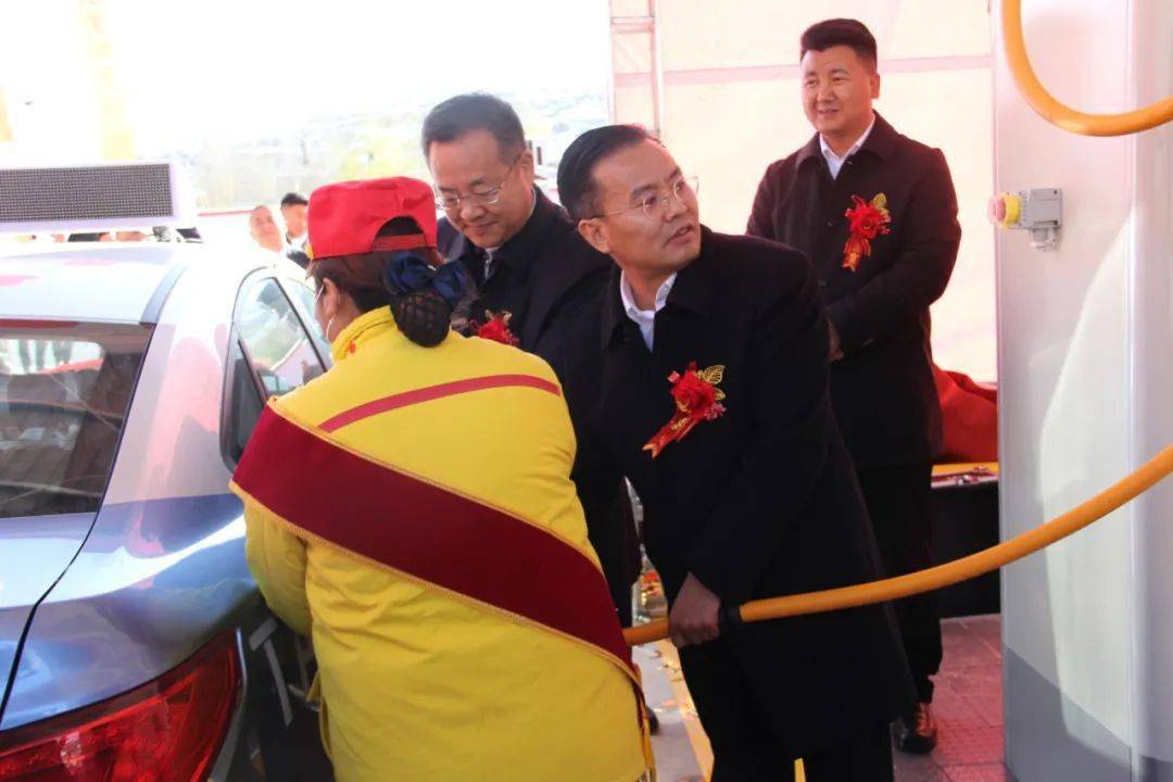 尕楞乡人口_尕楞乡合然村图片(2)
