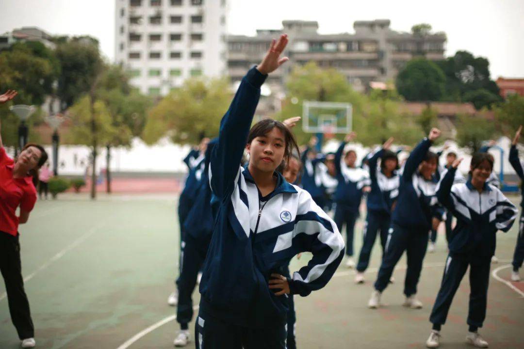 律动校园青春飞扬 禅实学子尽展英姿——我校举行第十一届体育节高一