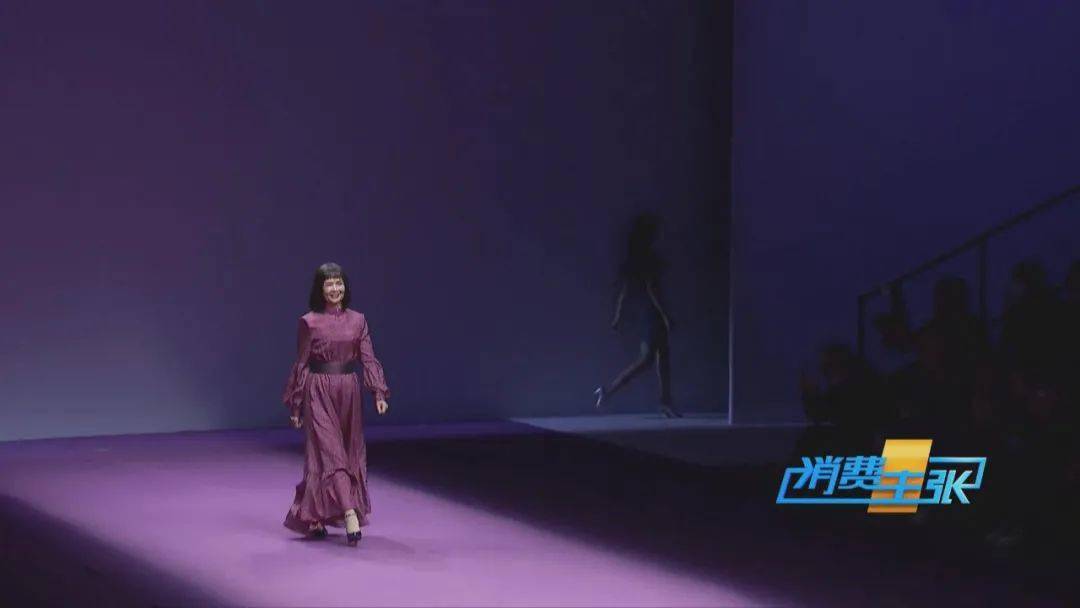 时尚|中老年如何穿出时尚与优雅？设计师建议改变这4点