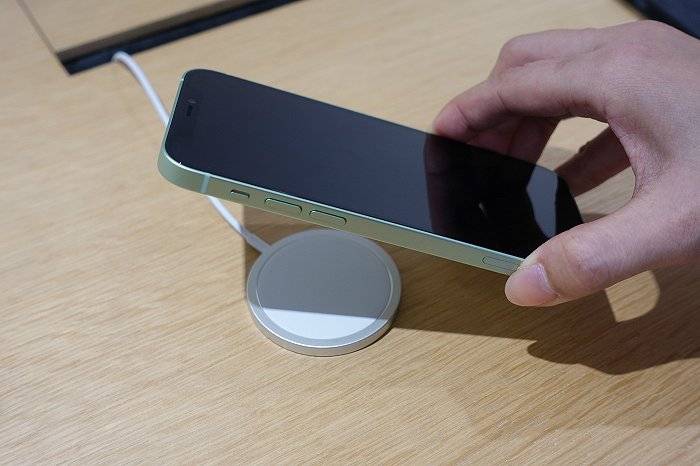 iPhone|新手机用了一周，从四个维度聊聊最新iPhone 12