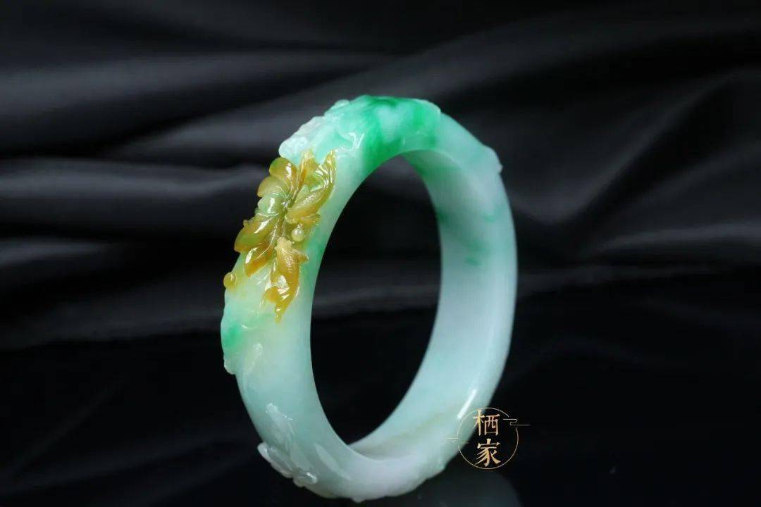 珠宝|把玉石玩成了艺术,这个80后女孩是怎么做到的...