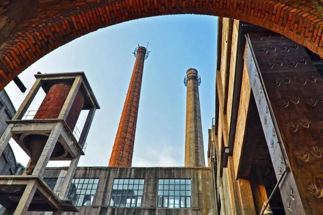 时尚|半个娱乐圈都来了！成都凭什么？