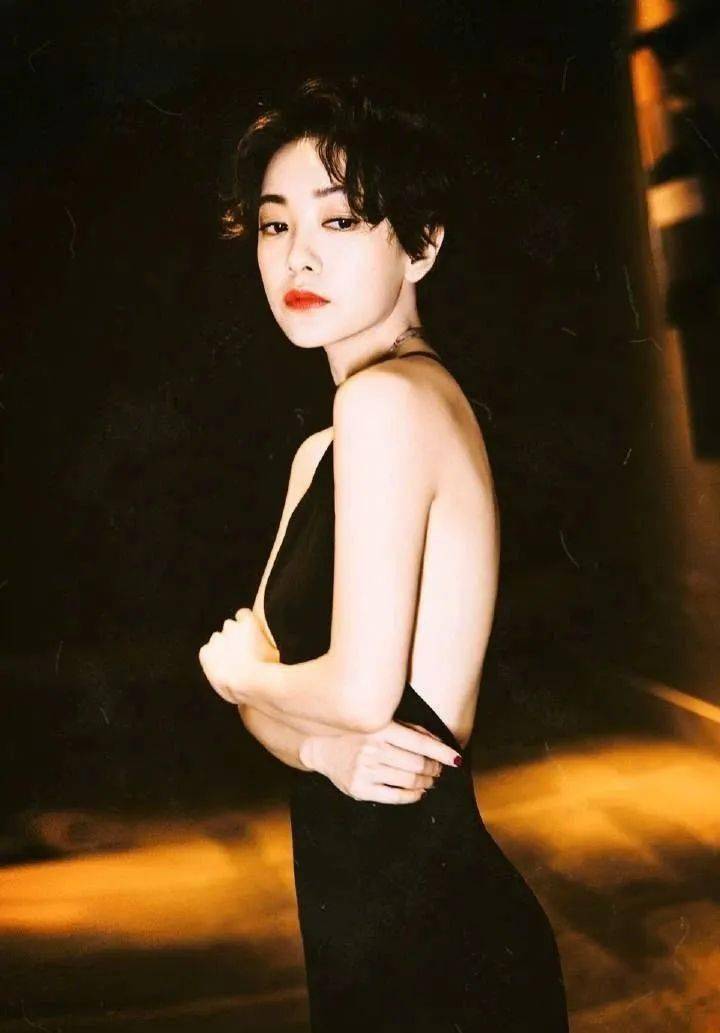 短发|倪妮的新发型太美了！技术分析：什么样的人适合港风短发？