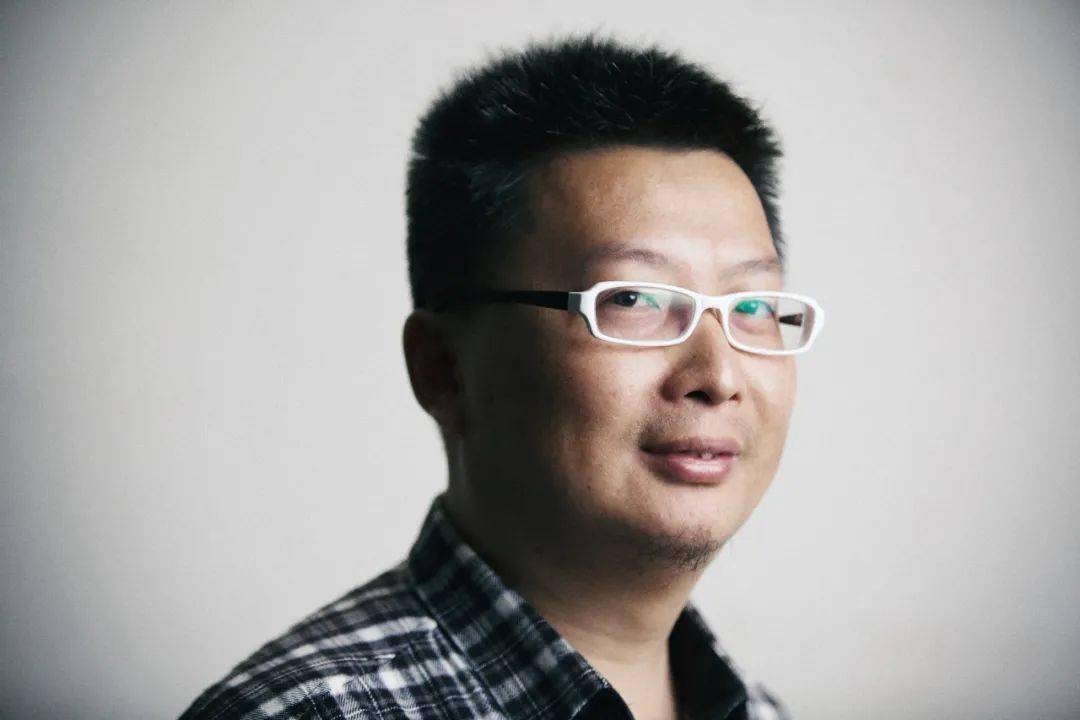 著名歌唱家刘和刚近况 e5f4ebae10ea4b2691515f41077b100d.jpeg