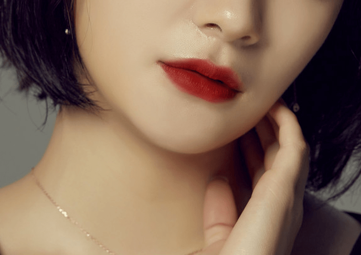 秋冬必|秋冬必买的YSL小金条，美到窒息，6折闭眼入