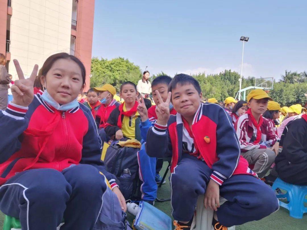 "大手拉小手,与爱一起走"——福清市阳下洪宽小学第二届趣味运动会