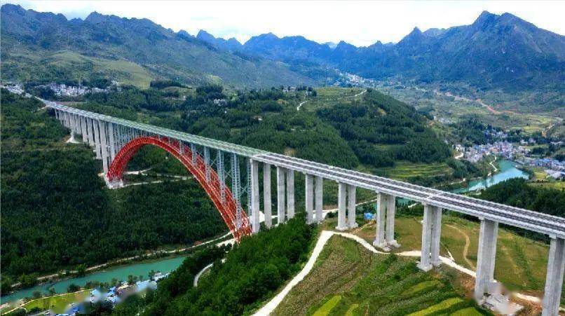 贵州桥梁奇观“高山彩虹”——拱桥_井大桥
