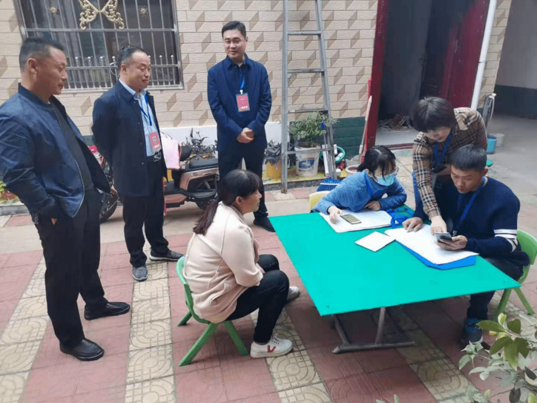 汾陈镇人口_人口普查图片(2)