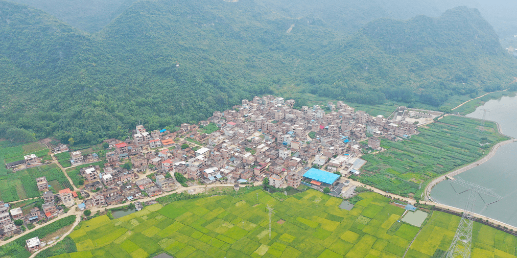 世外桃源乡村旅游区 凌动村位于樟木镇南面,四面高山环抱,风景秀丽