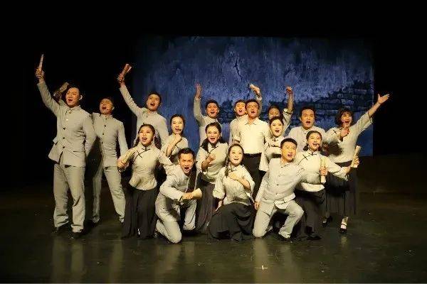 校园音乐剧 7a5cadf235e743999551107a63183cb6.jpeg