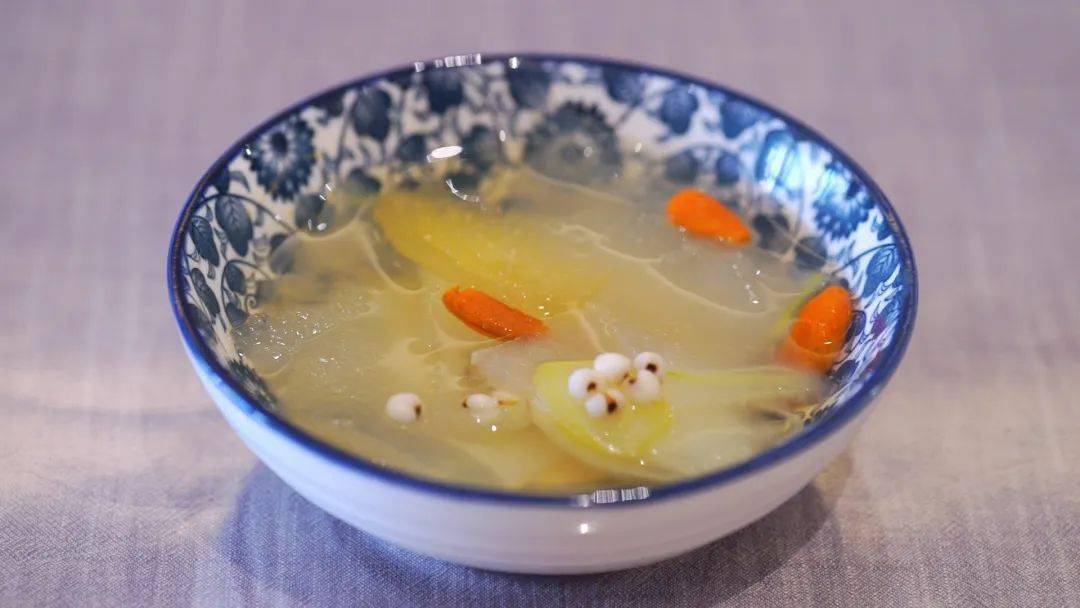 养脾胃的汤有哪些 7e15efdbbc9f4b74b00276eafa851b3a.jpeg