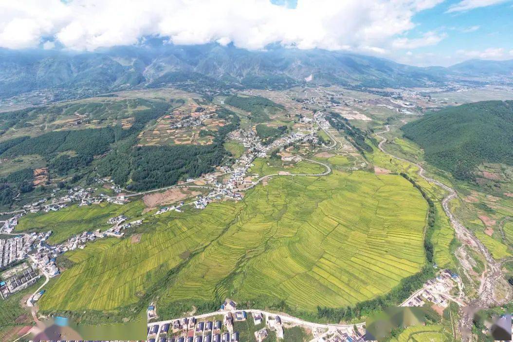 2020年凉山各州县GDP_大凉山的彝族年